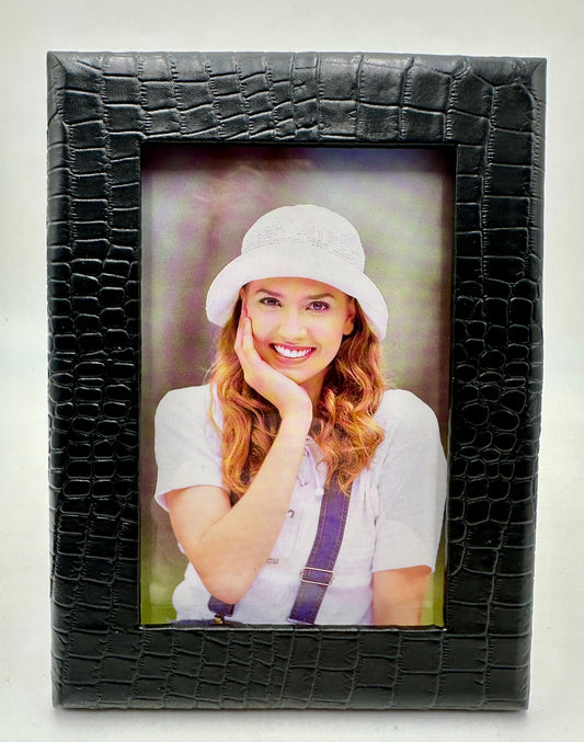 Leather Croco-Grain Picture Frame 4 x 6"