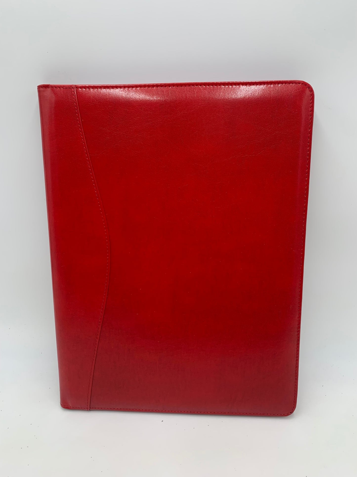 Leather: Bonded leather padfolio